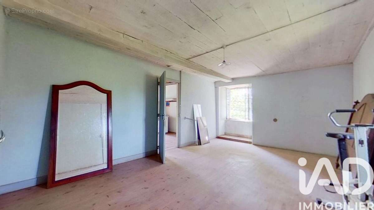 Maison 102 m² à Ally  - photo 6