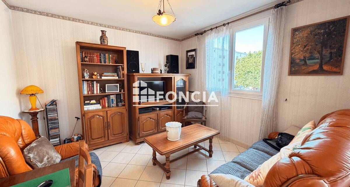 Appartement à SAINT-PIERRE-DES-CORPS