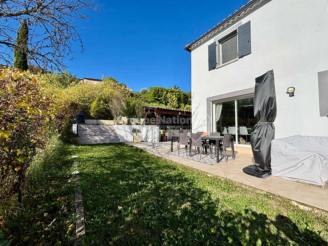 Maison à LA ROUVIERE