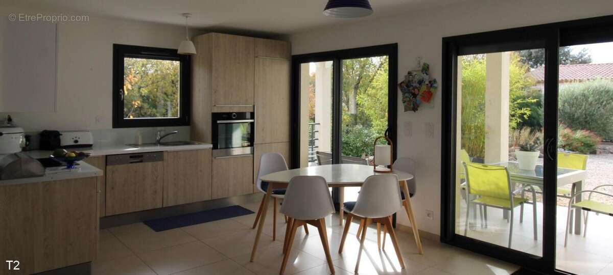 Maison à MEJANNES-LE-CLAP