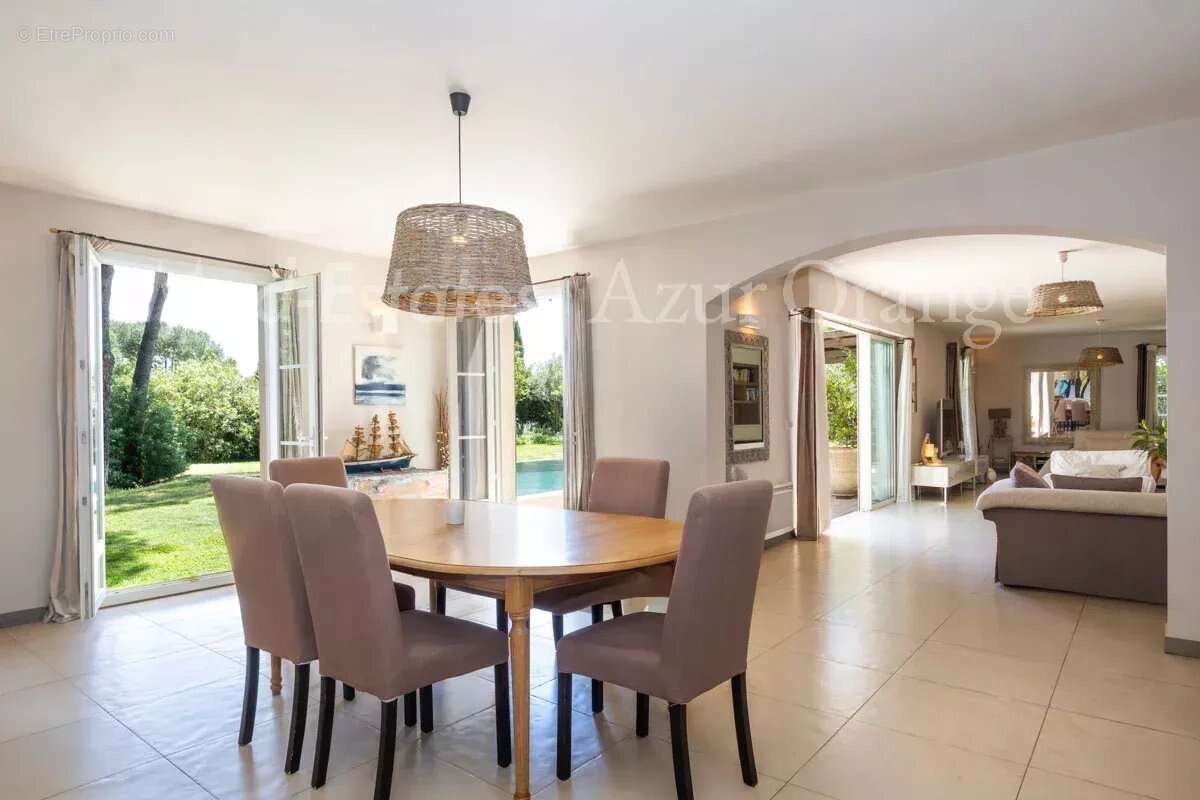 Maison à GRIMAUD