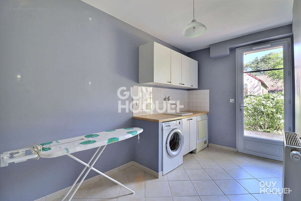 Maison à SAINT-MICHEL-SUR-ORGE