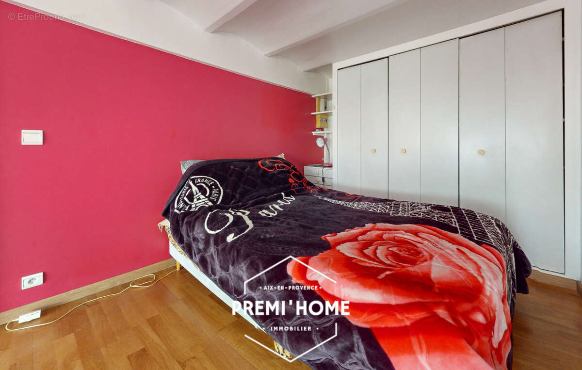 * a vendre t2 mezzanine proche rotonde aix en provence *  - photo 8