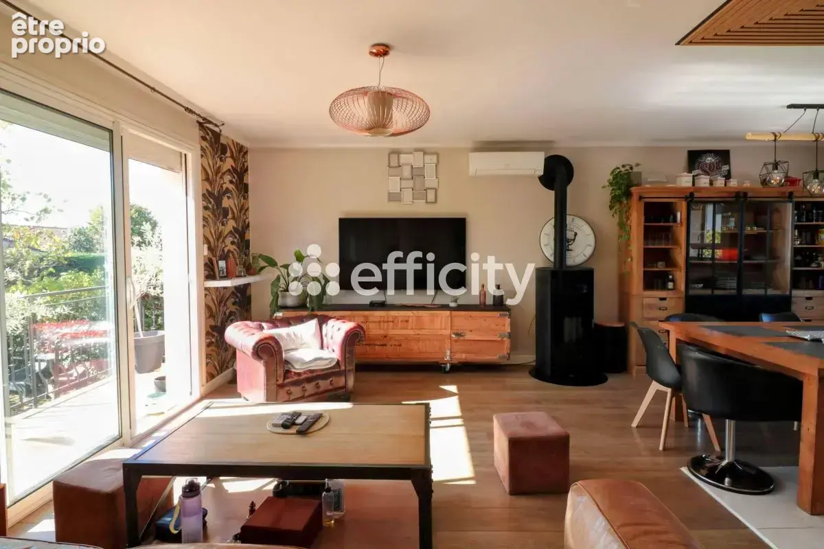 Maison 7 pièces 155 m² à vendre à Chazay-D'azergues (69380) - photo 3