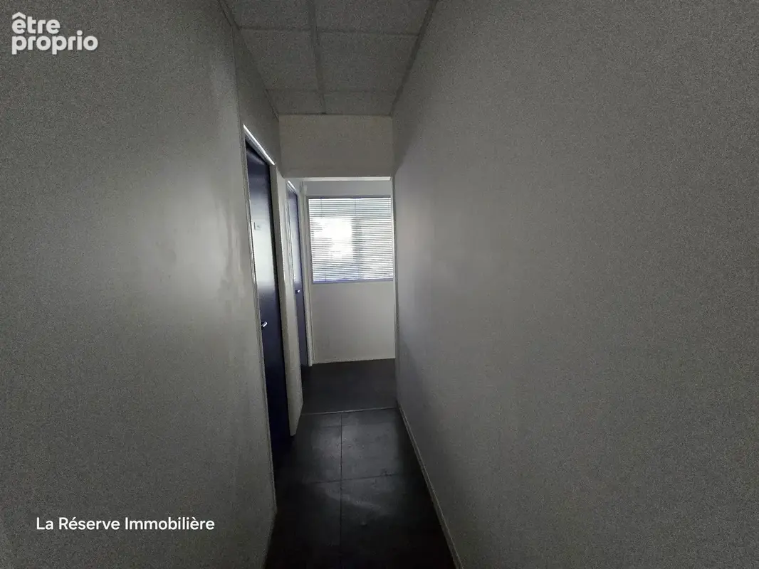 Commerce 81 m² à vendre à Avignon (84000) - photo 7