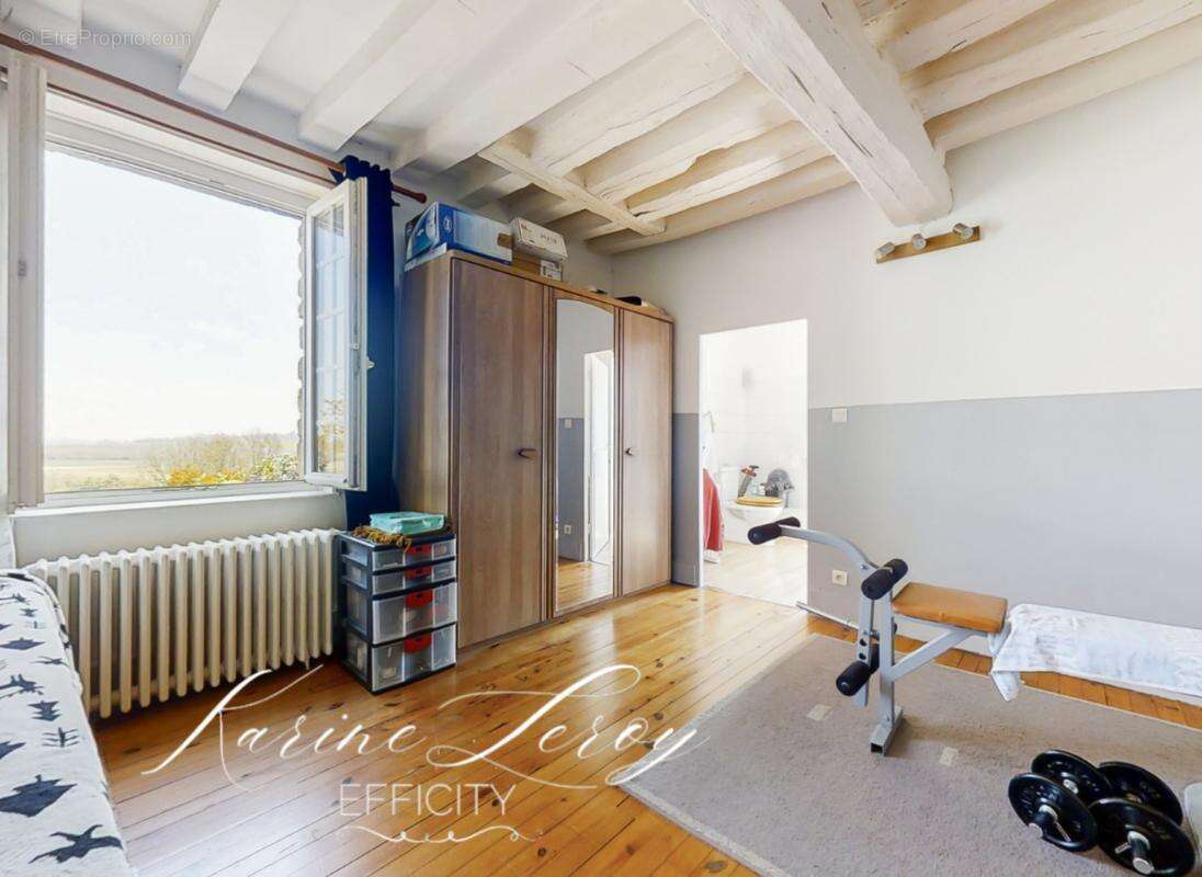 Maison à MAREIL-EN-FRANCE