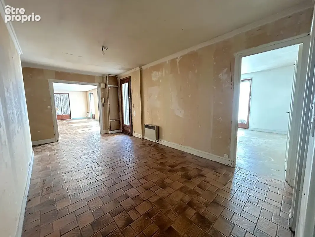 Maison de plain-pied - Bornel 6 pièces 137 m2 - photo 2