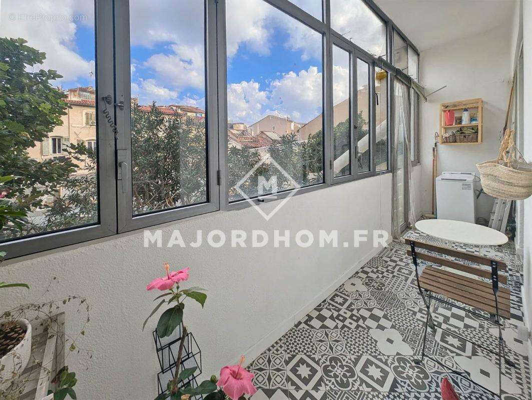 Appartement à MARSEILLE-7E
