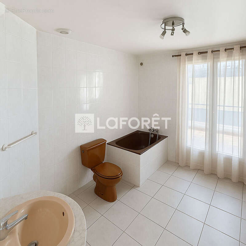 Appartement à LE RAINCY