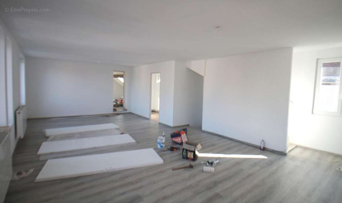 Appartement à MONTIGNY-EN-GOHELLE