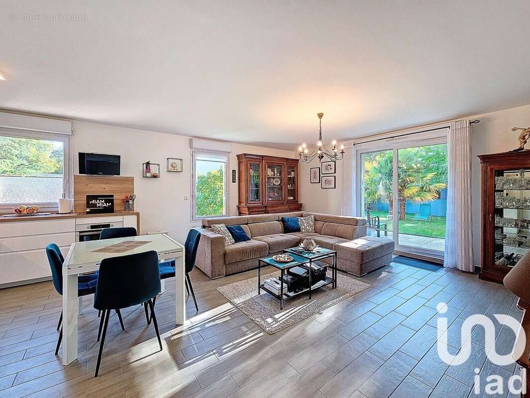 Photo 3 - Appartement à BRIE-COMTE-ROBERT