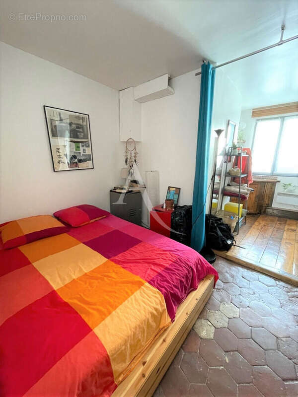 Appartement à PARIS-10E