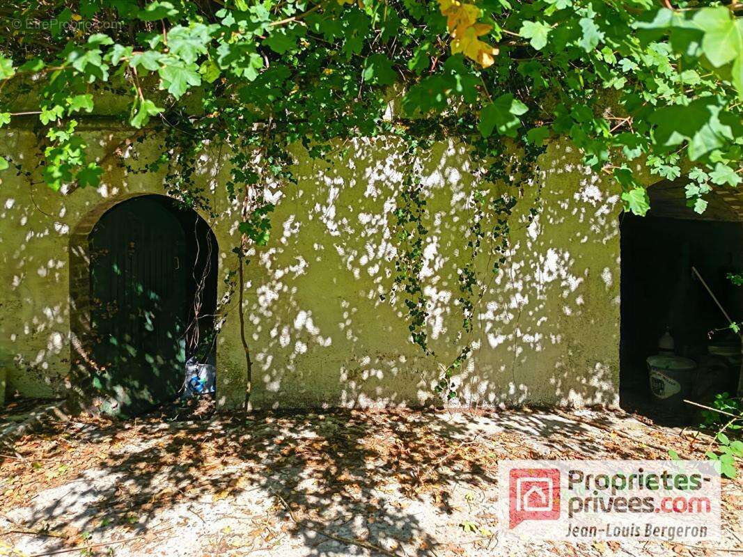 Maison à POCE-SUR-CISSE