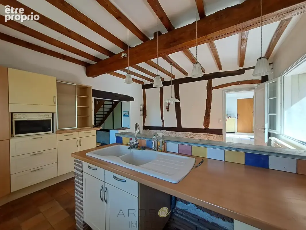 Maison de caractère en pierre dans un hameau . - photo 6