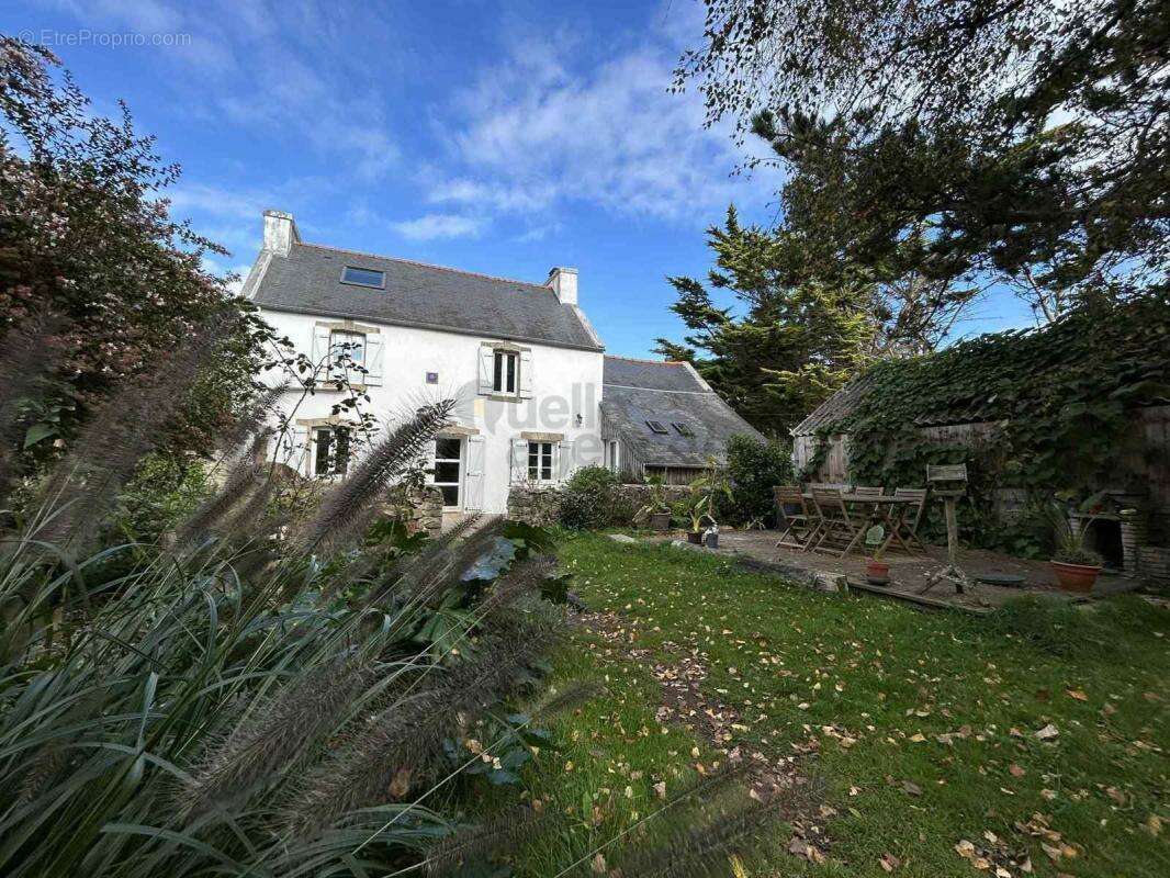 Maison à BEUZEC-CAP-SIZUN