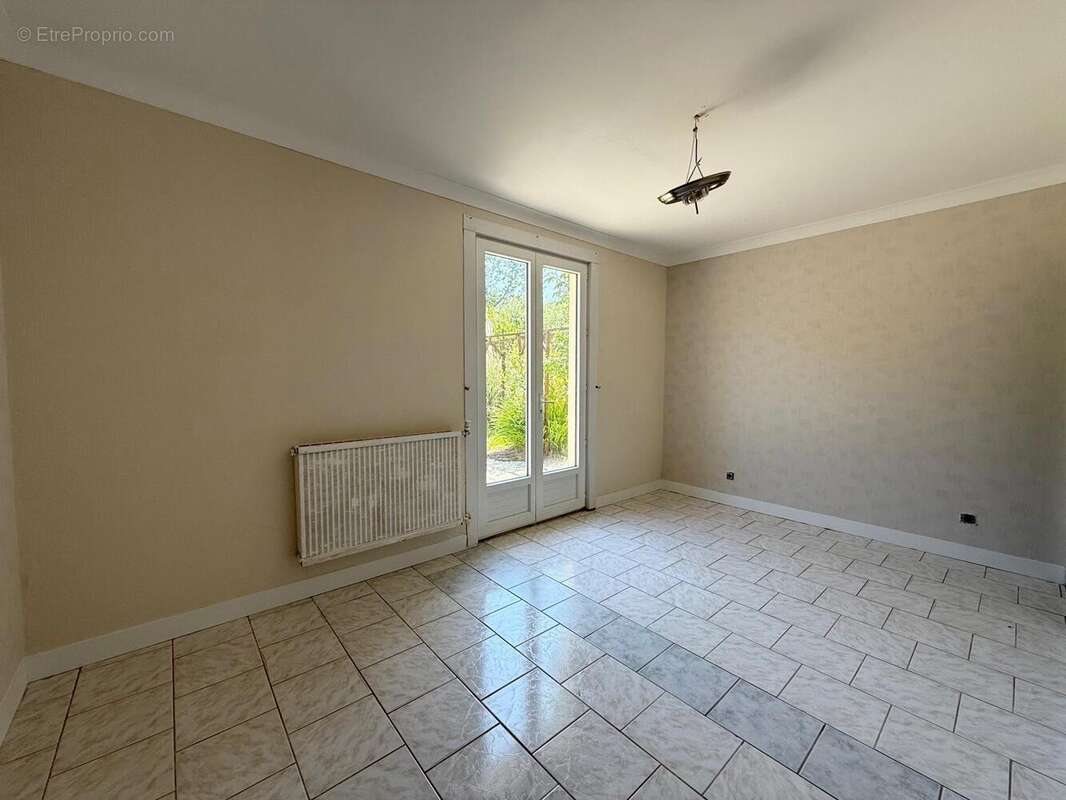 Photo 5 - Maison à SURVILLE