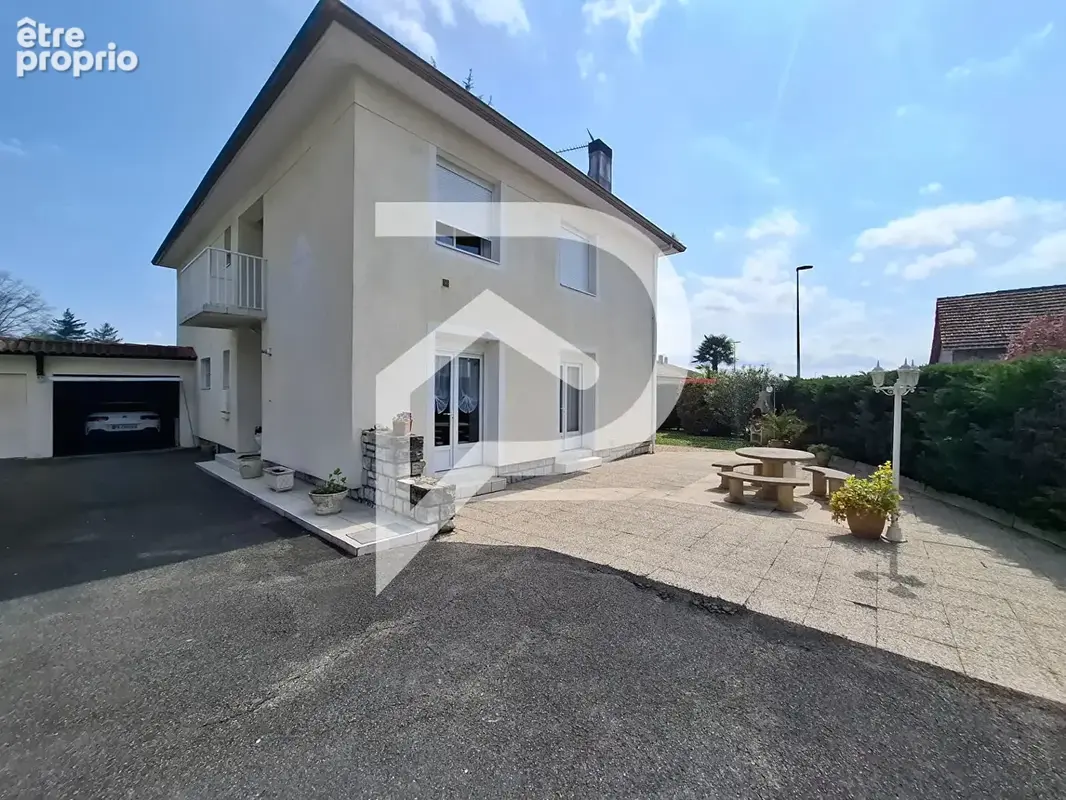 Maison Artix 8 pièces 190 m² - photo 3