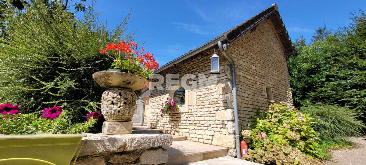 Maison à CHAOURCE