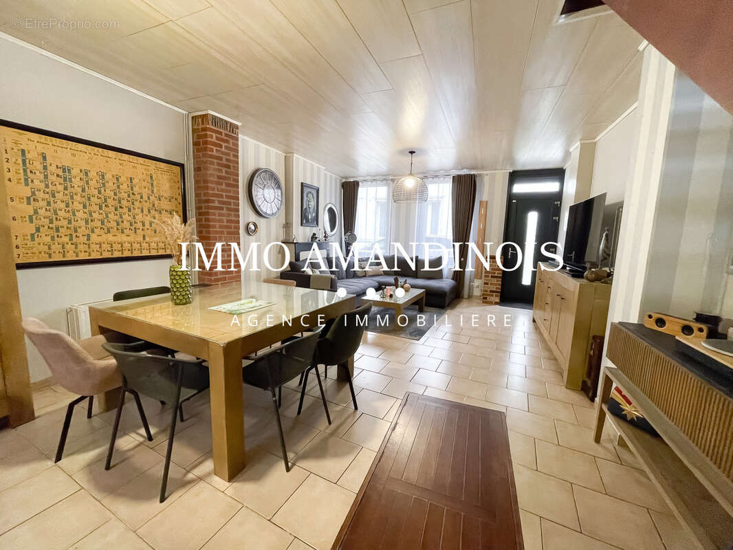 Maison à FRESNES-SUR-ESCAUT