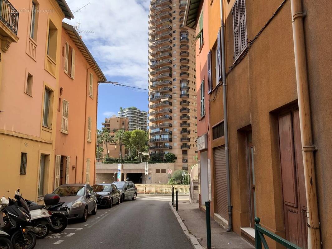 Appartement à ROQUEBRUNE-CAP-MARTIN