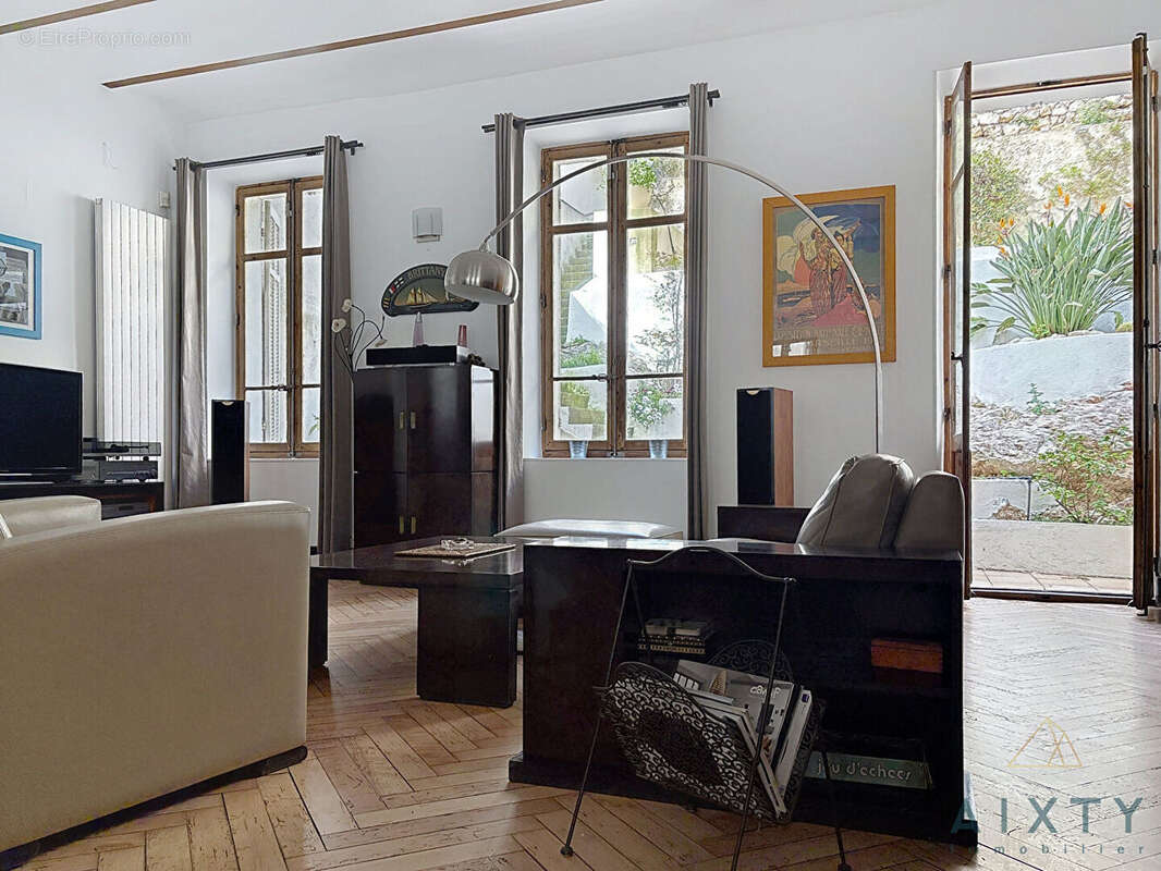 Maison à MARSEILLE-6E