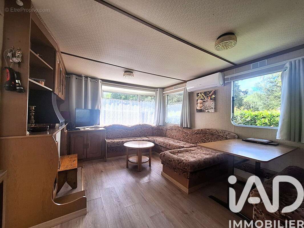 Maison 38 m² à Verdelot  - photo 5