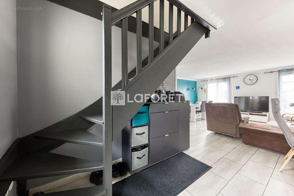 Maison à EMERAINVILLE