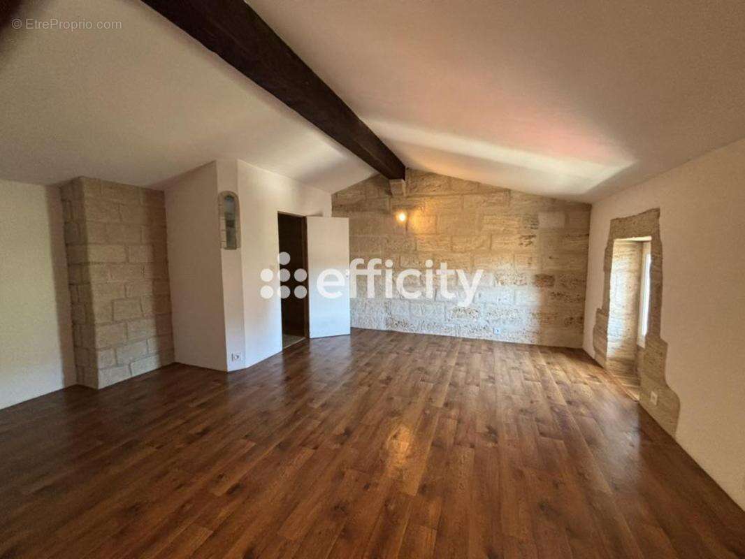 Appartement à PEZENAS