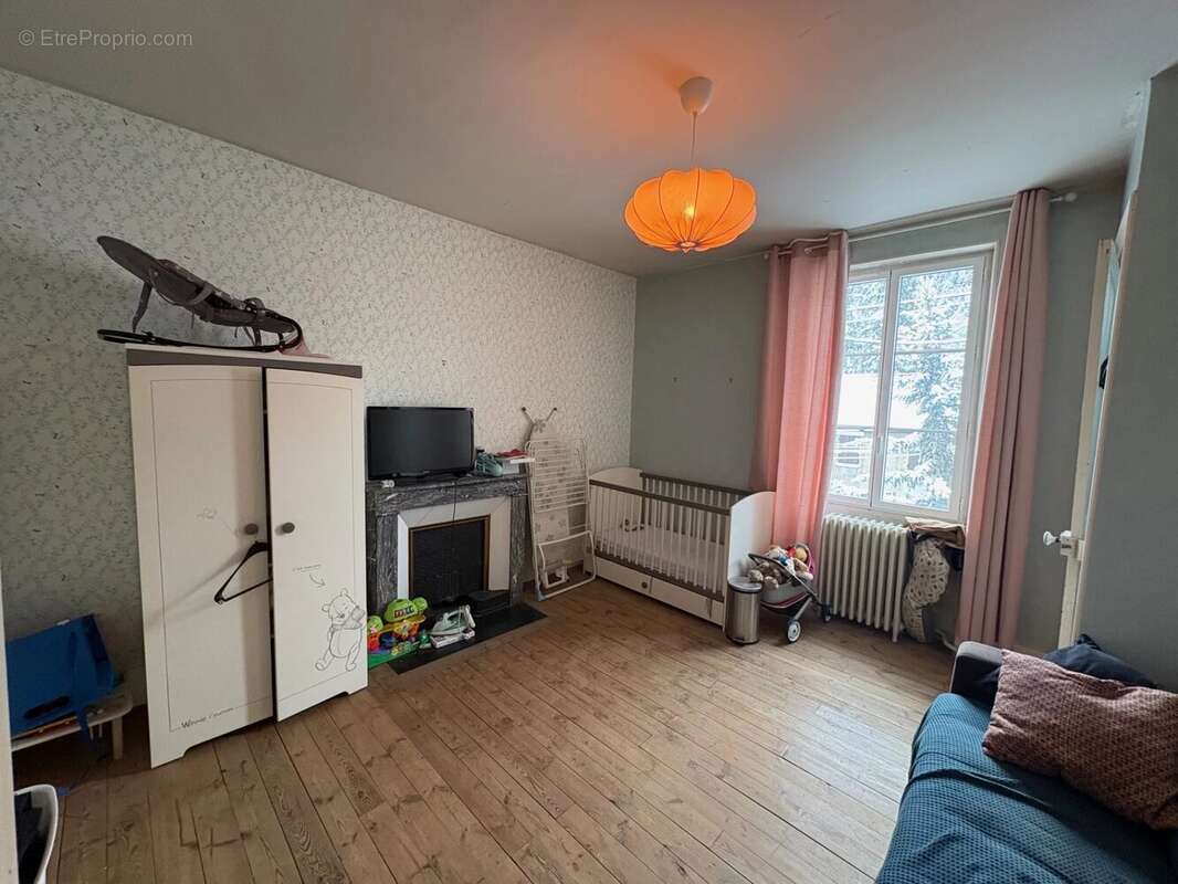 Maison à MONESTIER-DE-CLERMONT