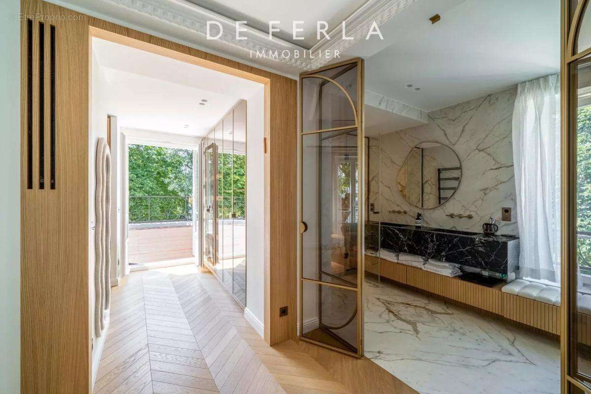 Maison à SAINT-MANDE