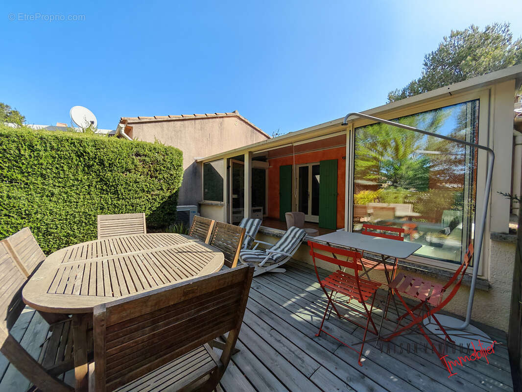Maison à VAISON-LA-ROMAINE