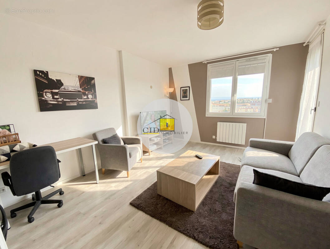 Appartement à SAINT-PRIEST