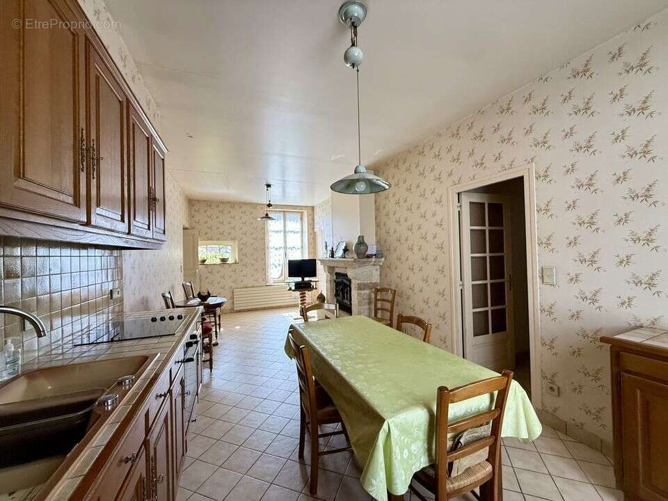 Maison à DONNEMARIE-DONTILLY