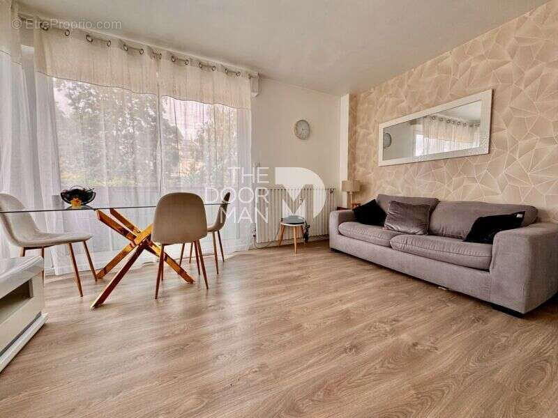 Appartement à LAVAL