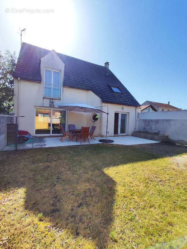Maison à AULNAY-SOUS-BOIS