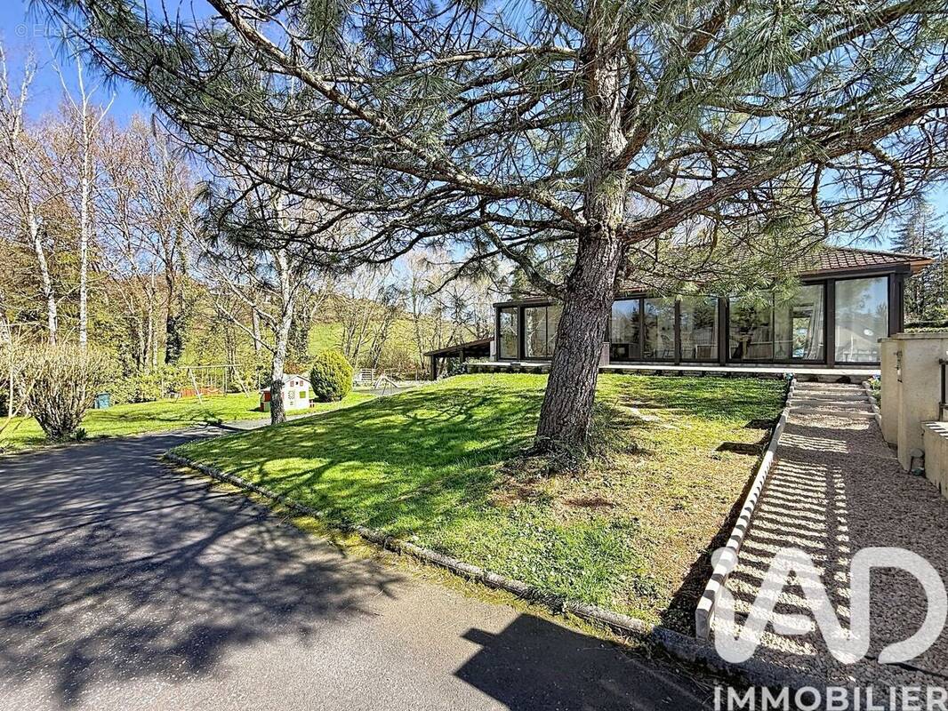 Photo 1 - Maison à COSNAC