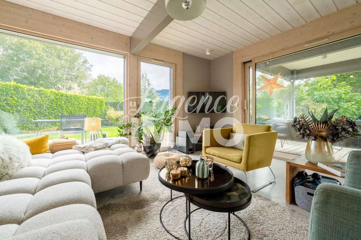 Maison à SAINT-JORIOZ