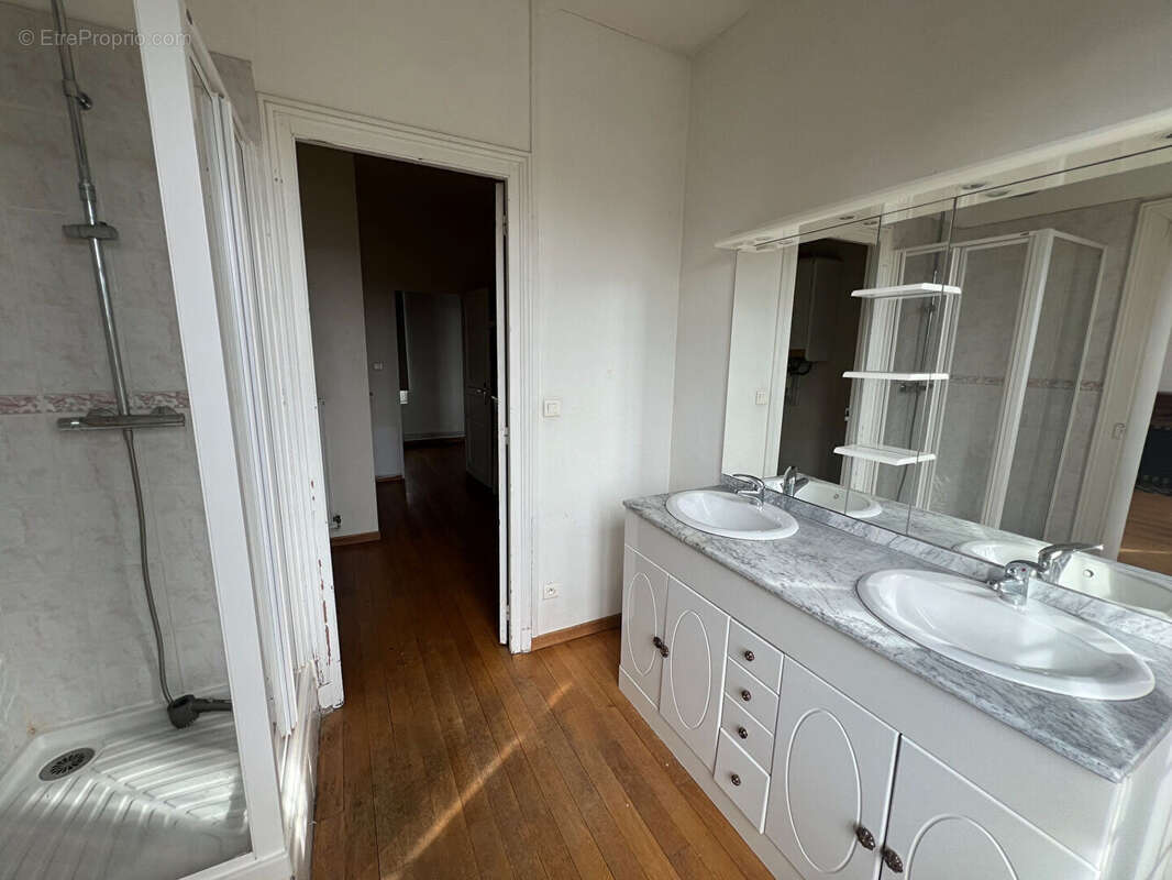 Appartement à SAINT-QUENTIN