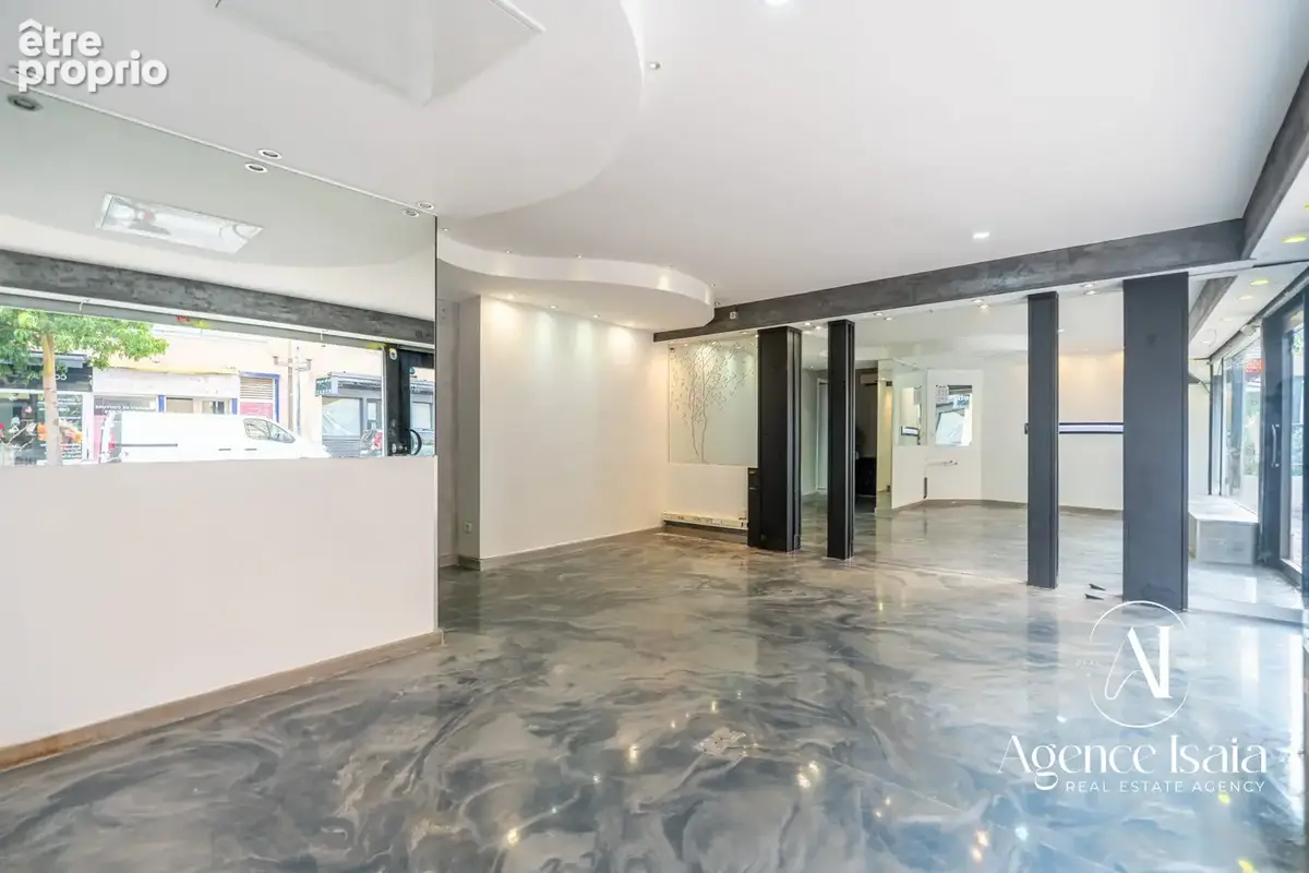 Commerce 80 m² à vendre à Le Lavandou (83980) - photo 6