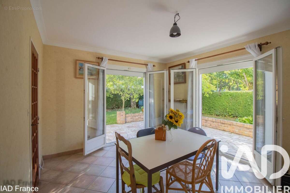 Photo 7 - Maison à ELANCOURT