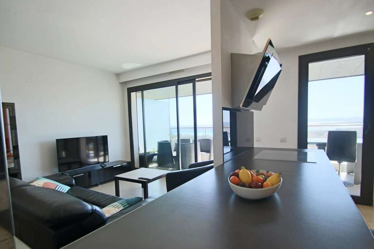Vente 2 Pièces terrasse - Vinaigrier - photo 4