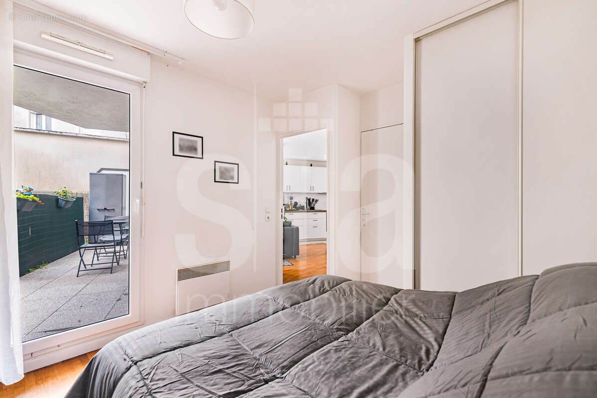 Appartement à LES LILAS