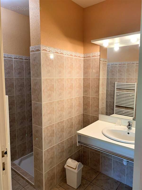 Appartement à SAINT-PANTALEON-DE-LARCHE