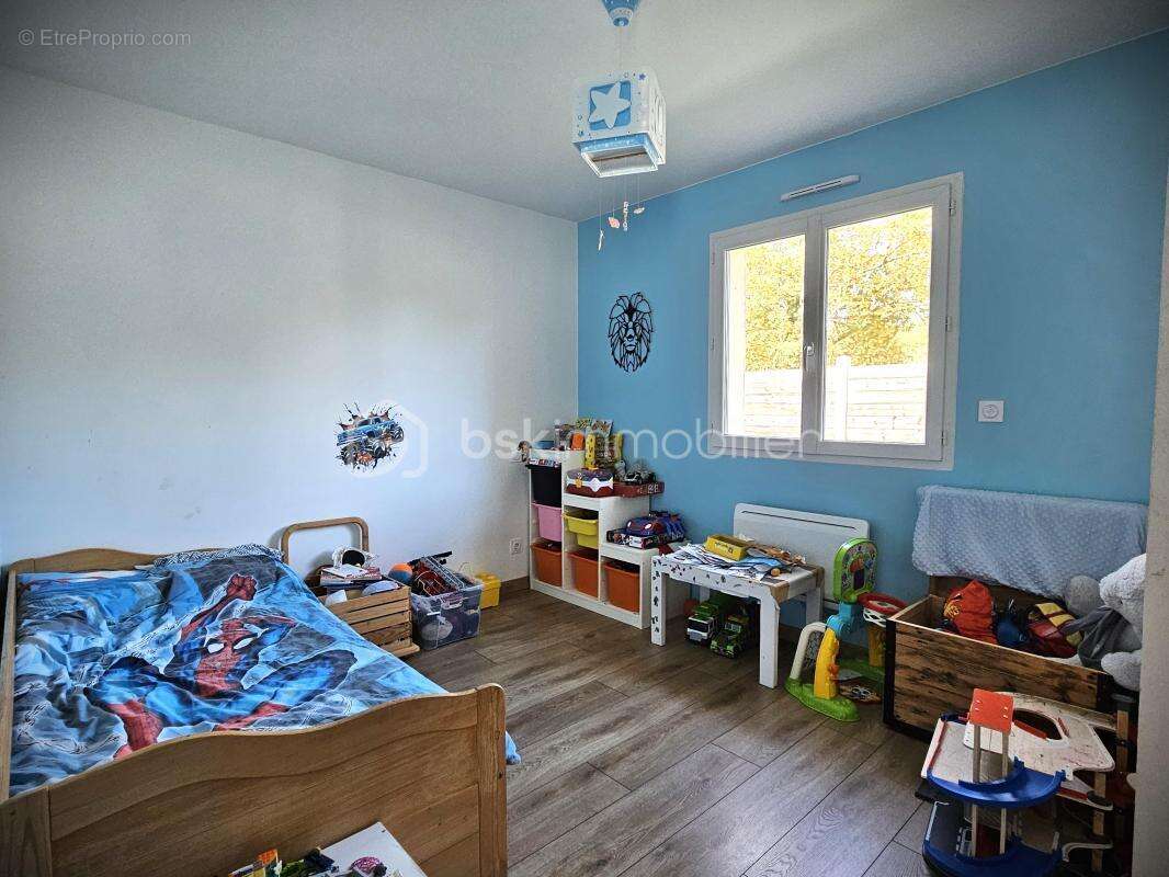 Maison à PARENTIS-EN-BORN