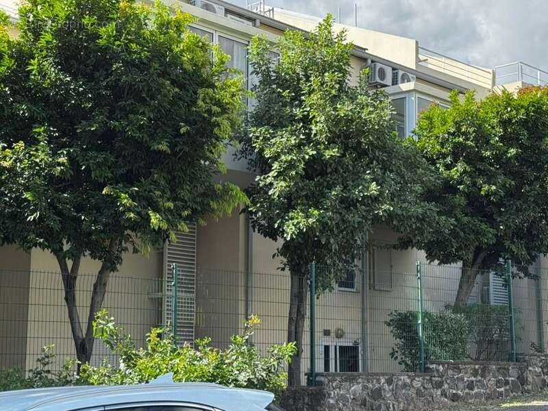 Investissement locatif – Studio vendu loué résidence les Terrasses de Moulin Joli la Possession - photo 7