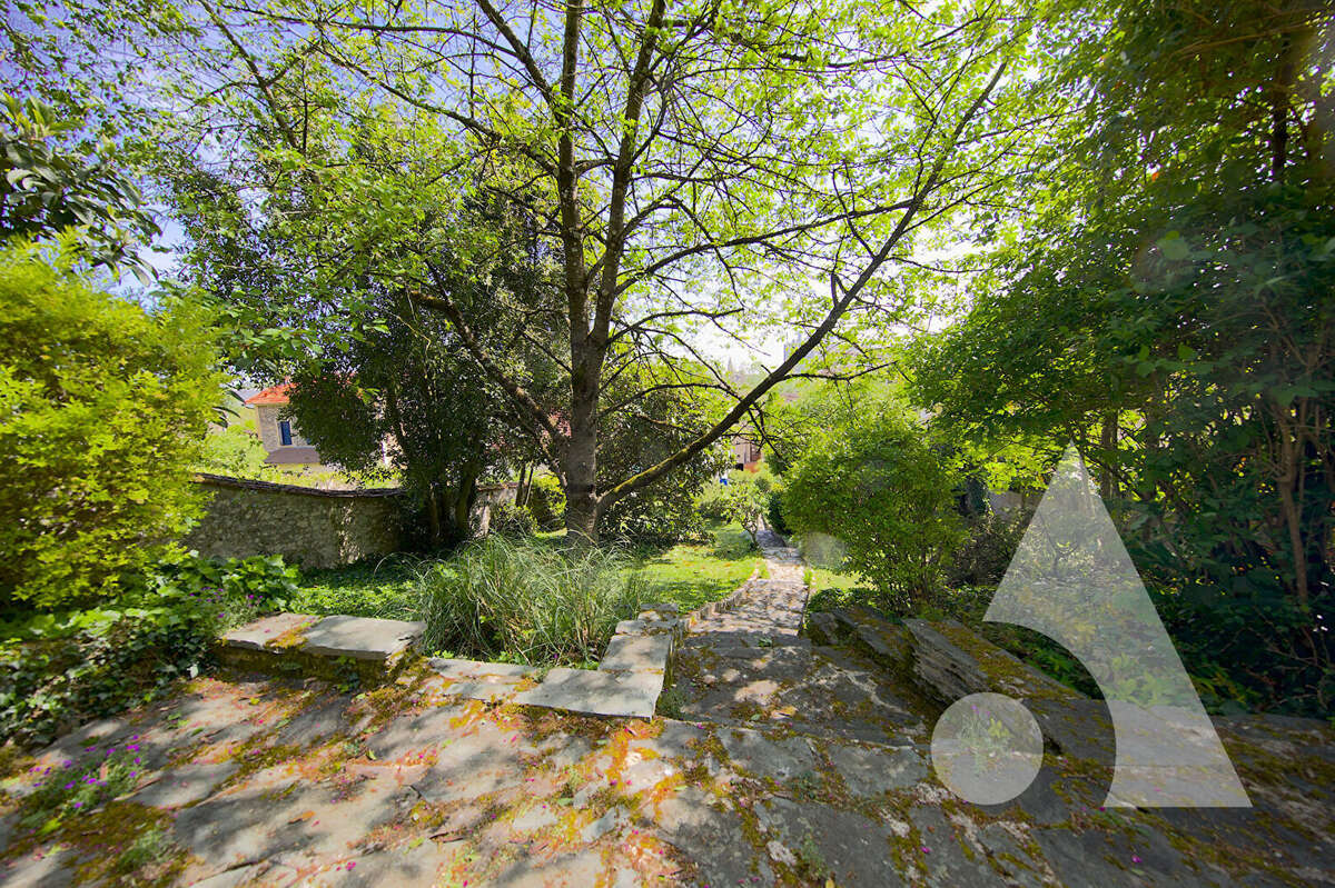 Maison à CORBEIL-ESSONNES