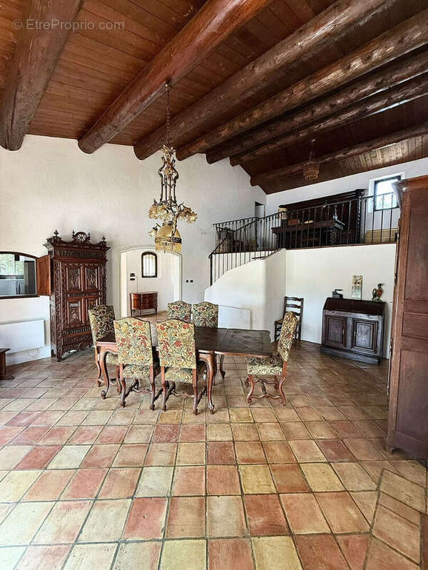Maison à CAUMONT-SUR-DURANCE