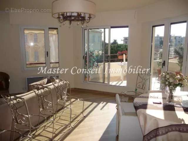 Appartement à CANNES