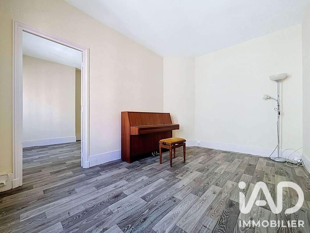 Photo 8 - Appartement à SAINT-DENIS