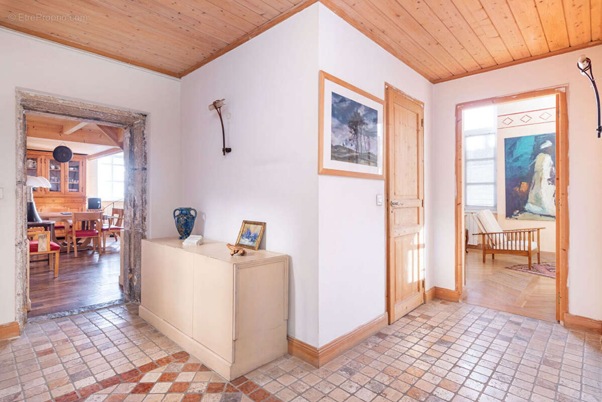 Appartement à LYON-5E